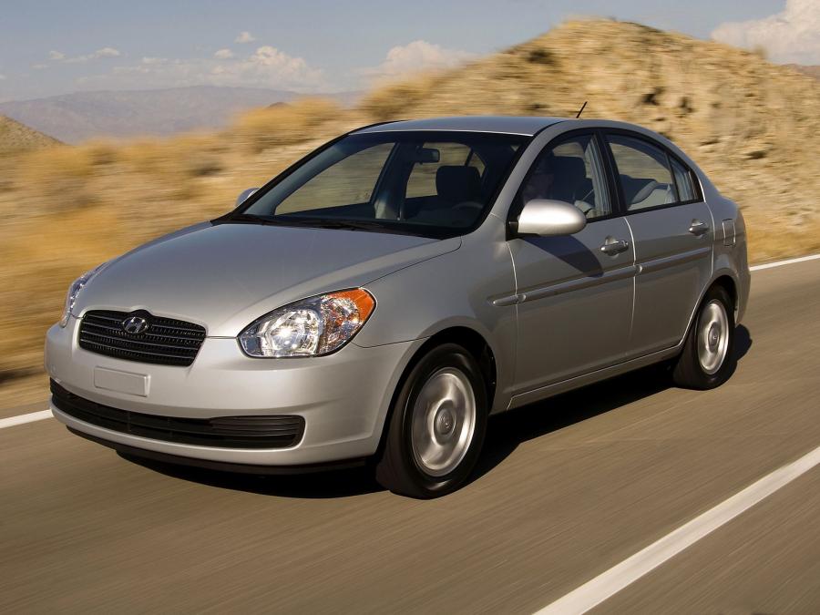  Hyundai Accent Sedan 2006 года  (US) (фото 8 из 9)